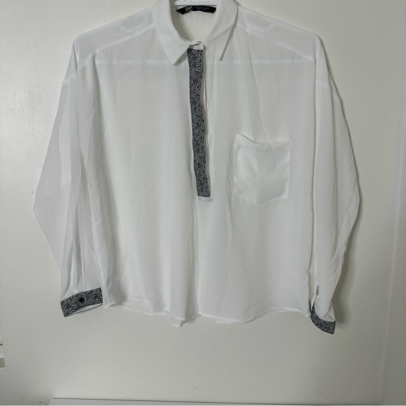 Zara women’s white  blouse with leopard animal print trim size L - Picture 2 of 8